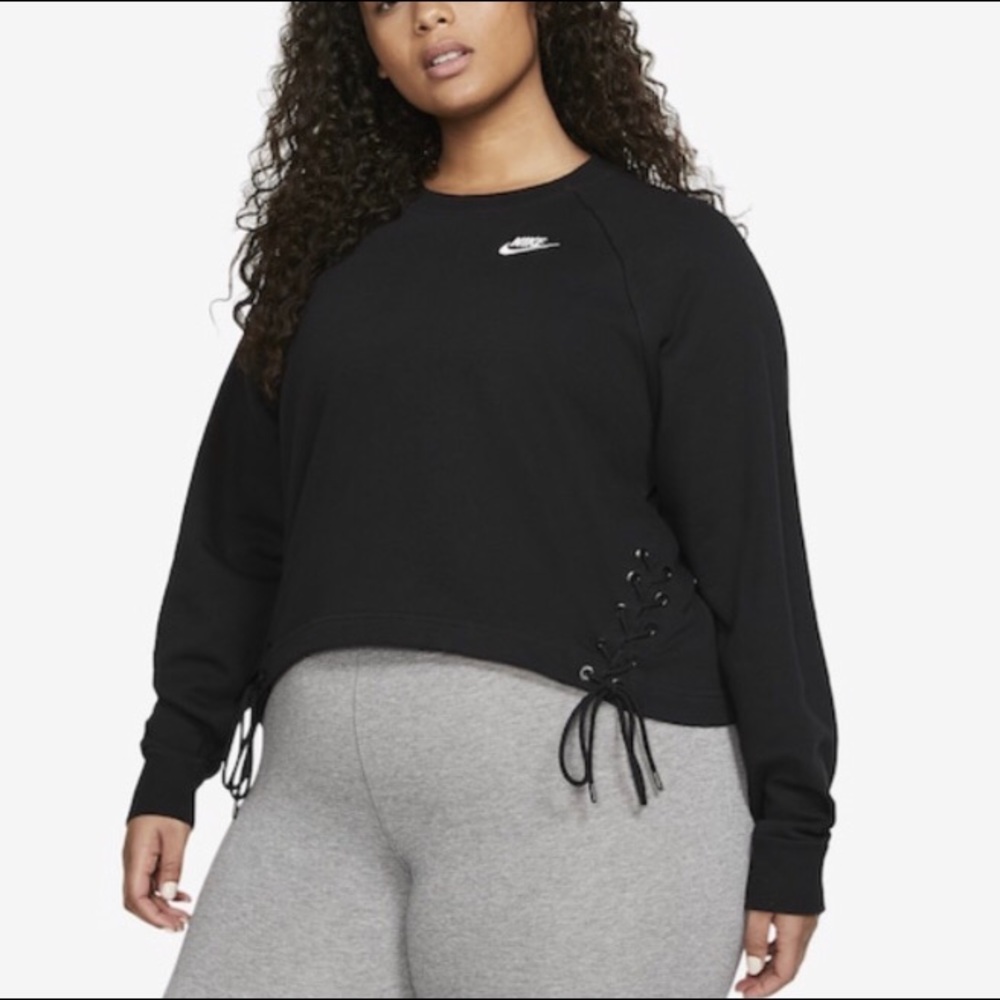 ~oversized nike sweatshirt~